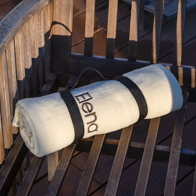 Plaid de voyage compact et ultra-doux